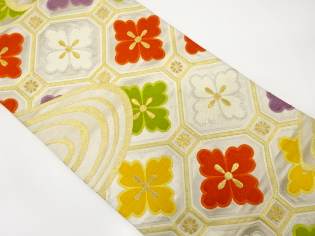 アンティーク　蜀江文に花菱模様織り出し袋帯（材料）